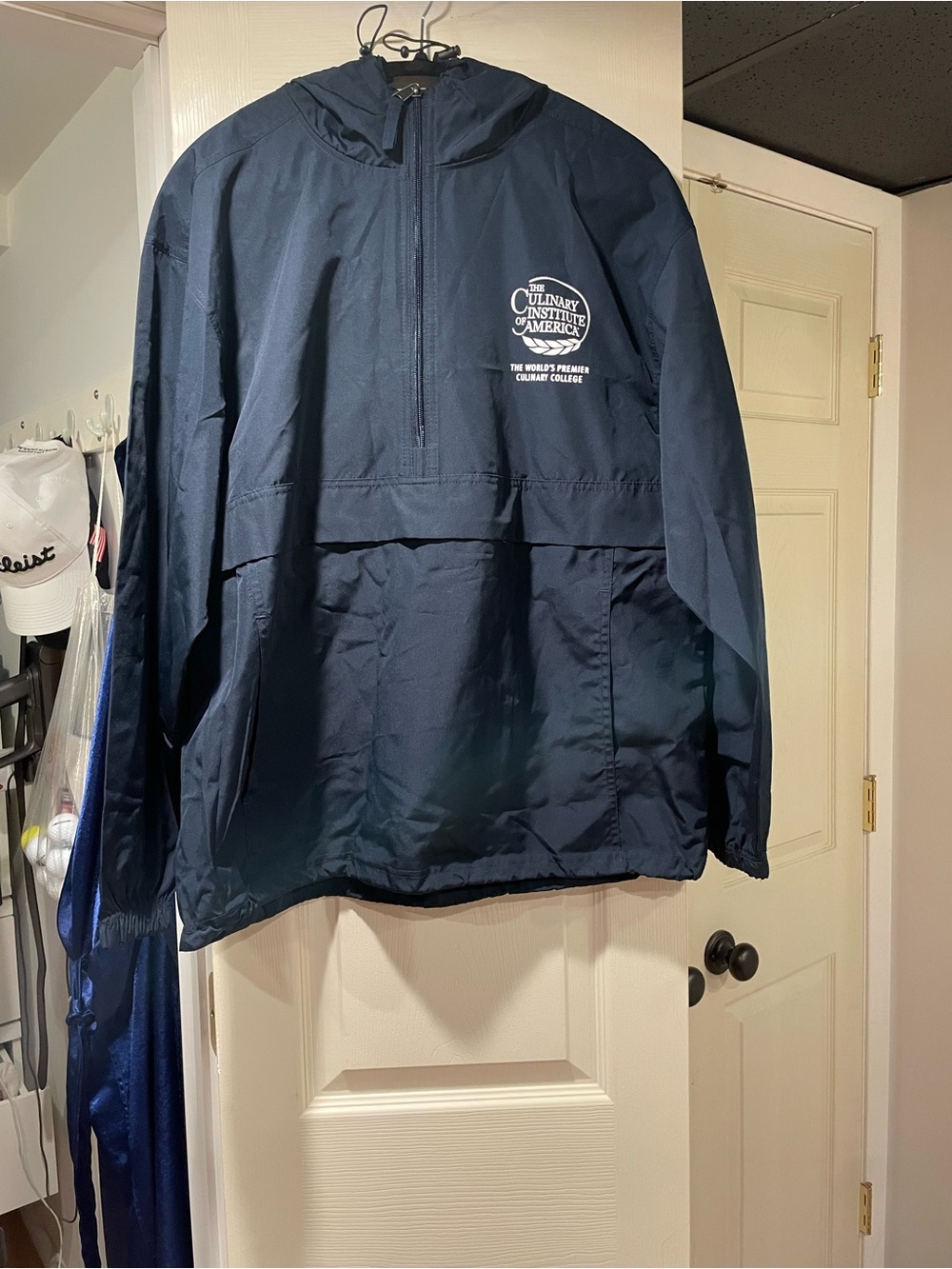 Champion Culinary Institute of America Men’s Medium Navy Windbreaker Jacket